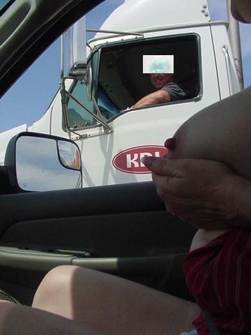 TRUCKER.jpg