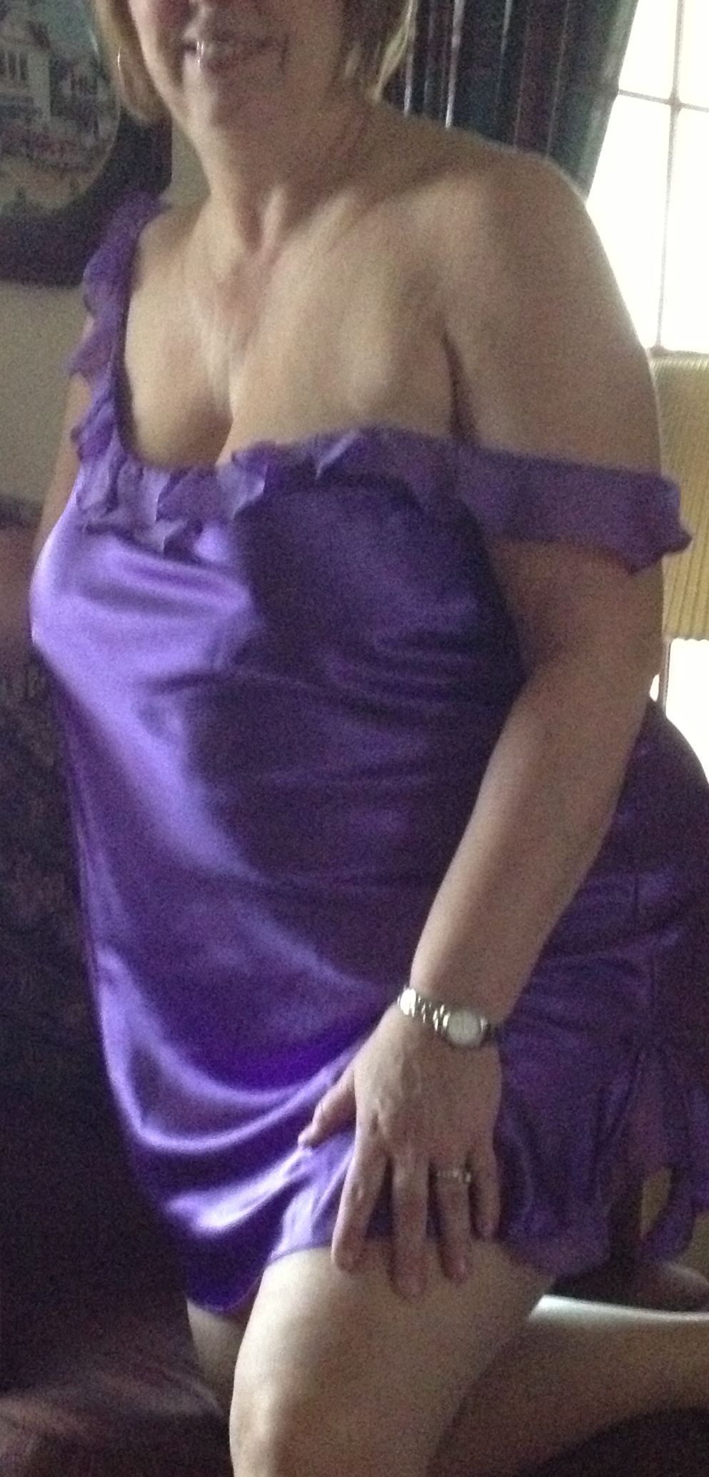 same girl friend different top